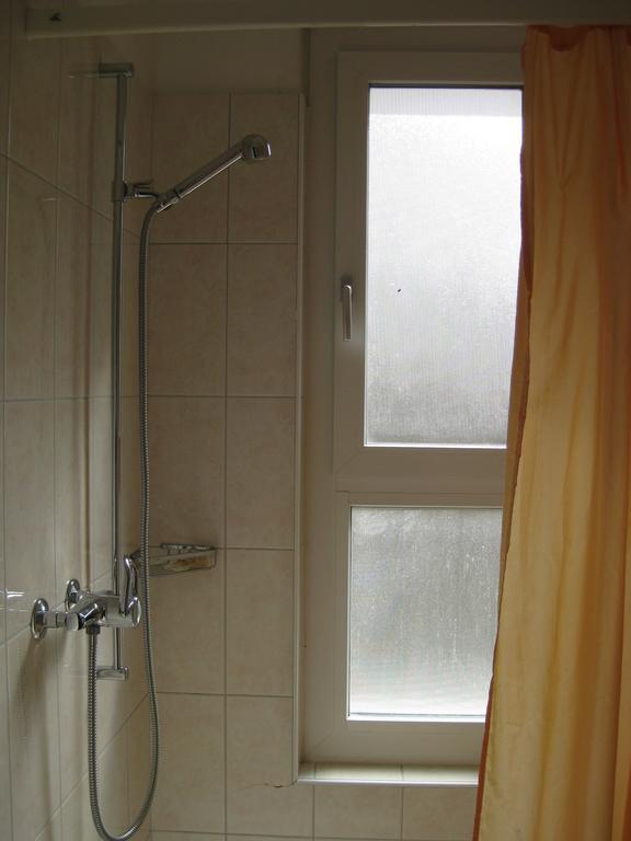Garni Fluela Susch Hotel Værelse billede